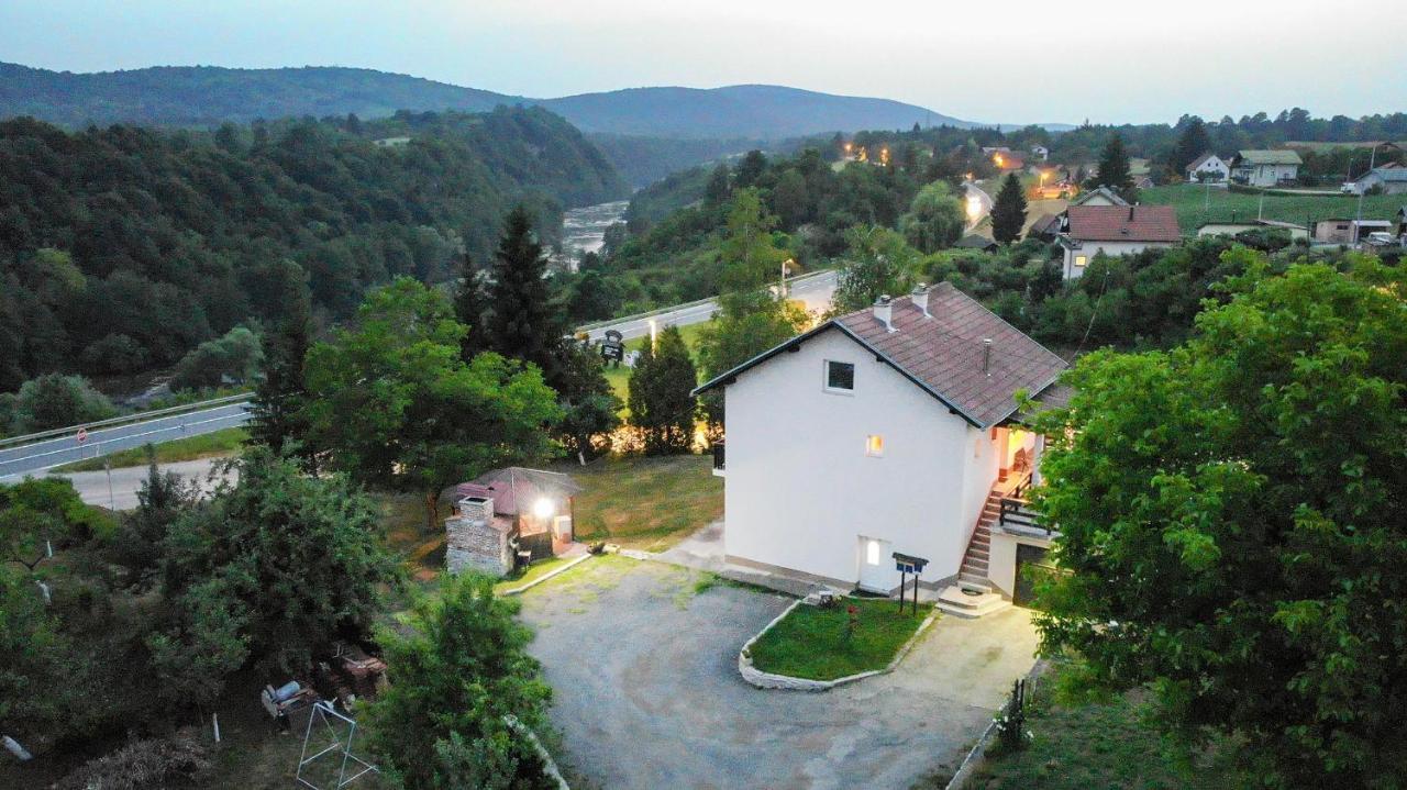 Apartments Vesna Слуни Екстериор снимка