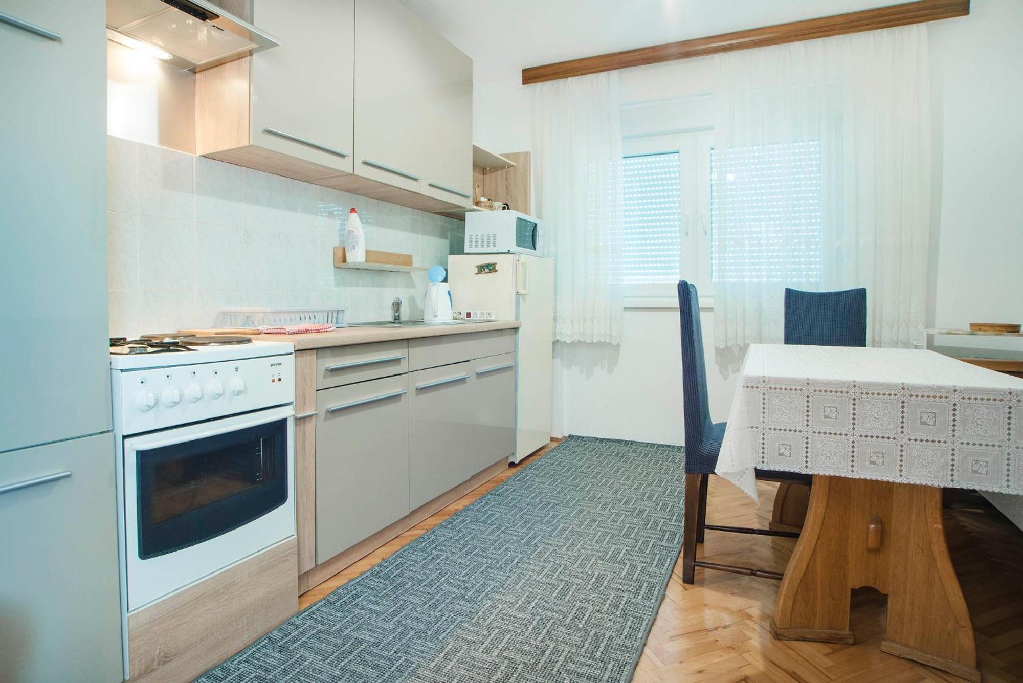 Apartments Vesna Слуни Стая снимка